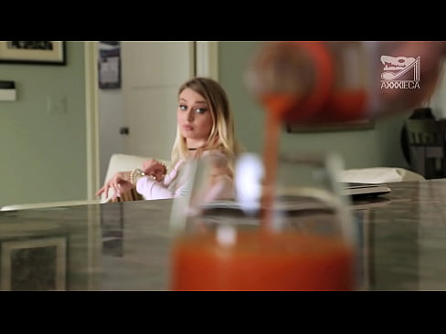 ❤️ Het tjej med stora bröst och tight fitta får kuk från förlorare, men väldigt hårt ☑ Just porr at sv.ttsex.ru ❌️❤