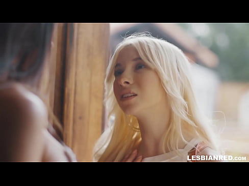 ❤️ Tjejen kommer hem några månader senare och slutar med att äta sin styvmors fitta. ☑ Just porr at sv.ttsex.ru ❌️❤